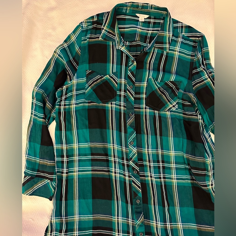 Long Green and Black Plaid Button-down Top Size XL